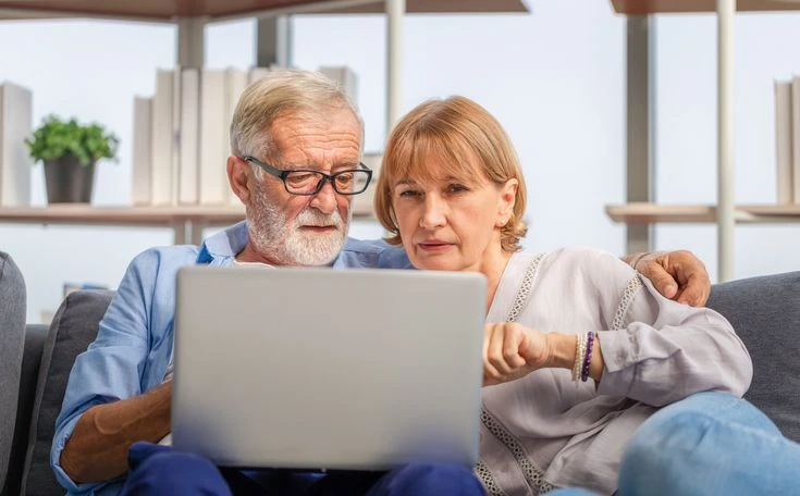 Read more about the article Indexed Annuity vs CD: The Urgent Move Retirees Need to Know